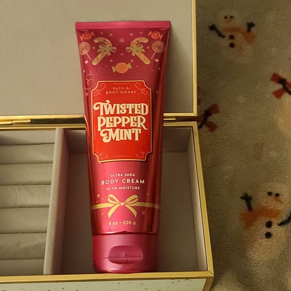 💕🌸 Twisted Peppermint 🎅🏽 - Picture 3 of 6